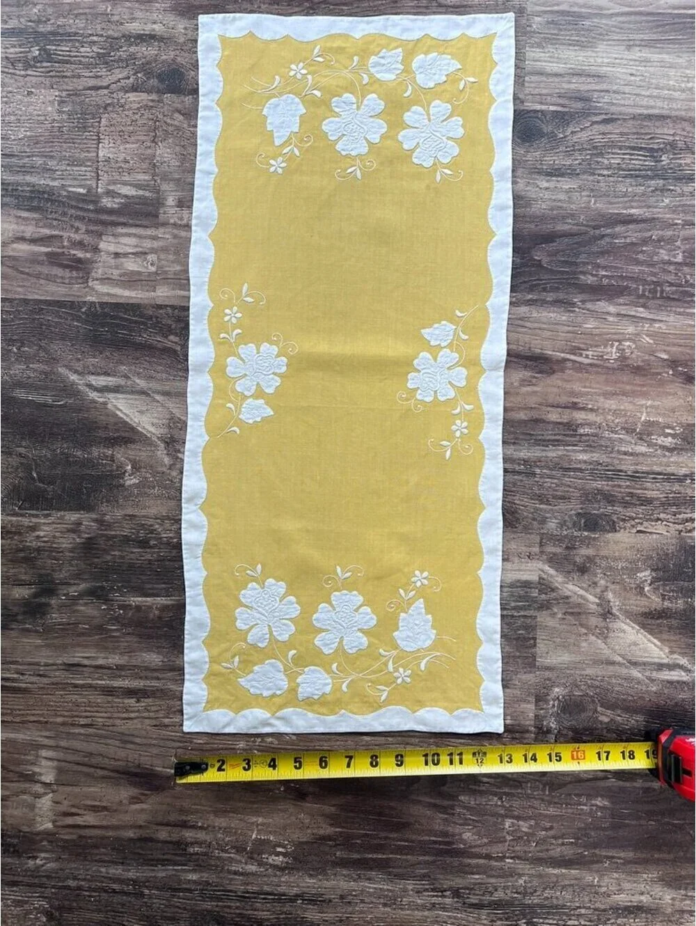 Vintage Yellow Linen Table Runner, White Floral Appliqué Runner, MCM
